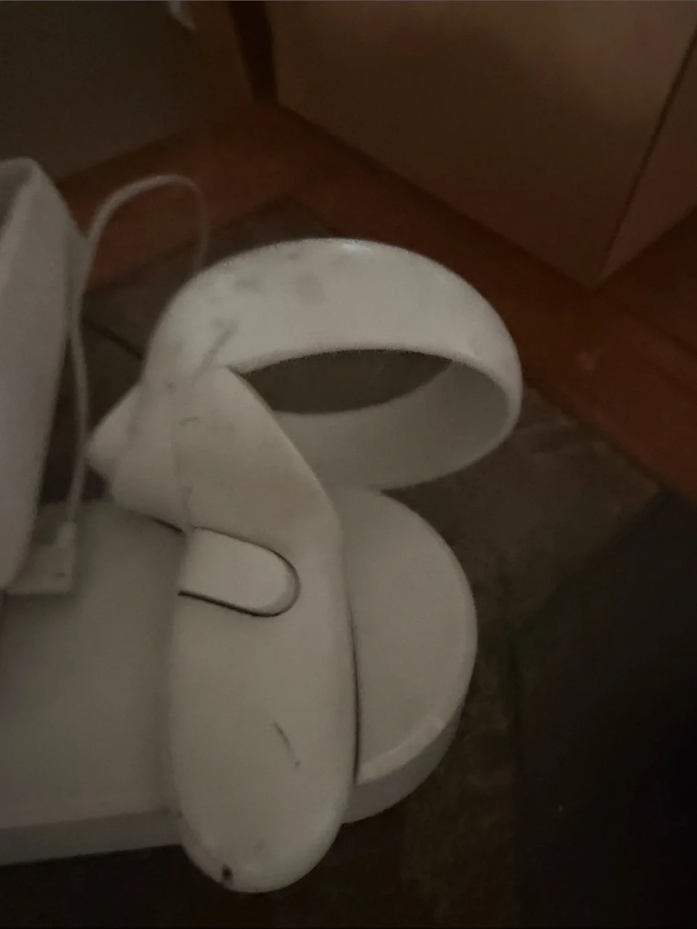Meta Quest 2 Wireless VR Headset and Controllers - White with charging port